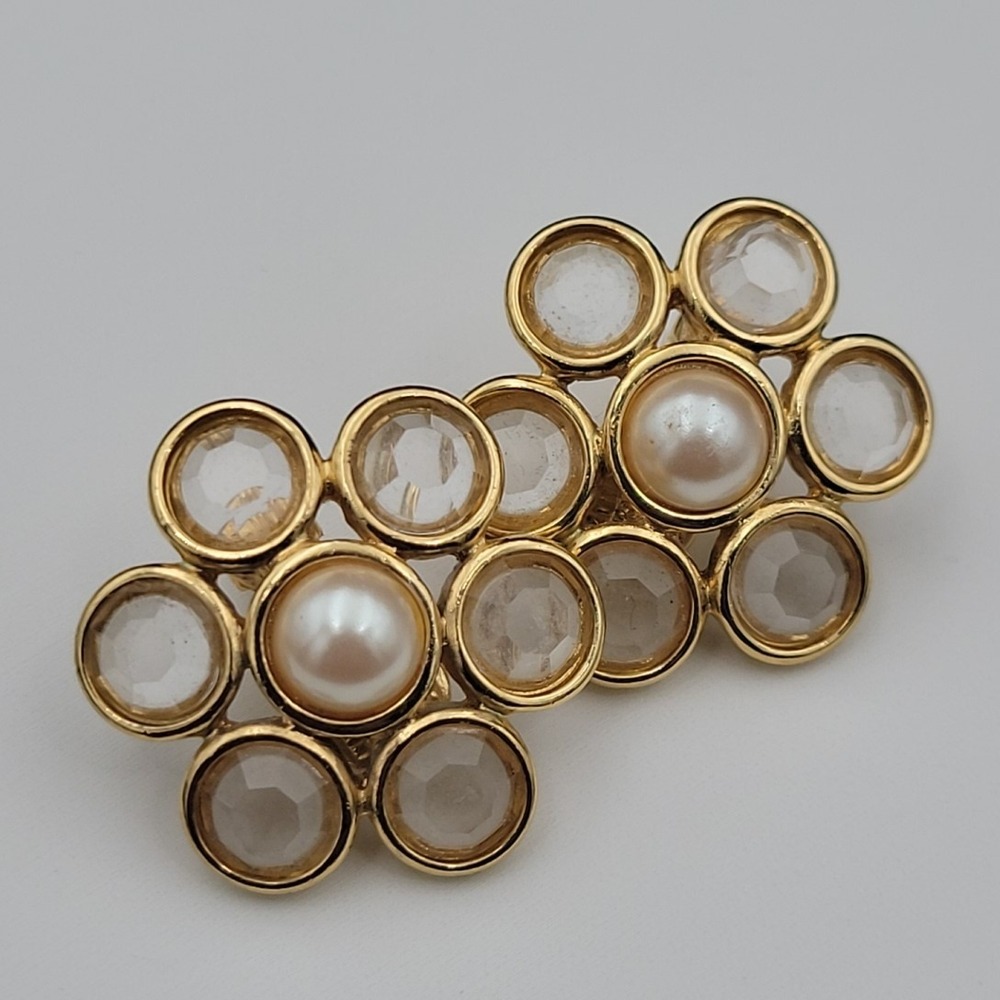 Vintage Monet Gold Tone Faux Pearl Crystal Flower Clip On Earrings 1 Inch